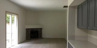 $500 OFF First 2 Months – Spacious 4BR/3BA Home with BRAND-NEW Carpet Throughout, Fenced Yard & 2-Car Garage in Tigard! Gallery 21