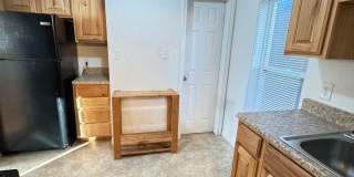 2 BEDROOM, 1 BATHROOM SINGLE FAMILY HOME CLOSE TO DOWNTOWN CHEYENNE Gallery 9
