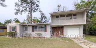 7818 Caxton Cir W Gallery 1