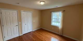 Three Bedroom, Single Family Home Located in Springfield's Pine Point Neighborhood! Gallery 24