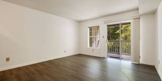 Updated 2BR/2.5BA in Fantastic Chapel Hill Location! Convenient to I-40! Gallery 8