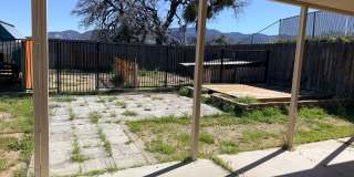 3+2 w/garage and large fenced backyard Gallery 11