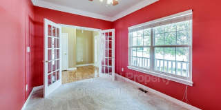 1047 Andrew Court Gallery 16