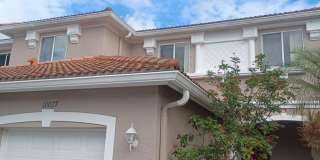 3/2.5 Townhouse in a Family Friendly Community with Amenities Galore TENANT OCCUPIED UNTIL 4/30 Gallery 1