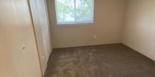 River Walk Apartments Gallery 77