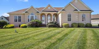 85 REDCREST Court Gallery 1