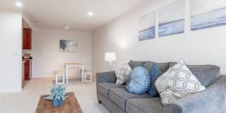 1315 A St Gallery 15