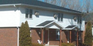 2015 Eastman Ave Gallery 7