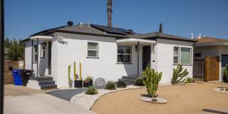4590 Winona Avenue Gallery 1