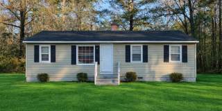 Quaint home located in City Limits Gallery 1