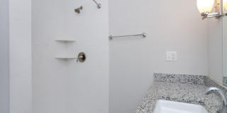 914 Bonham Avenue Gallery 19