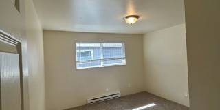 (526) Halpert Duplexes - 4 Bedroom / 2 Bathroom Gallery 14