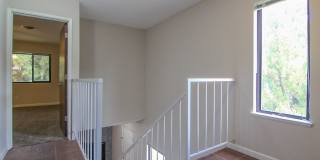 2 Bedroom Condo for Rent in Redding CA with Pool, Tennis Courts, Garage | The Bluffs Gallery 14