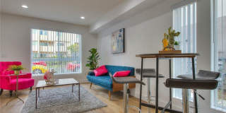 11728 Hamlin Street Gallery 19