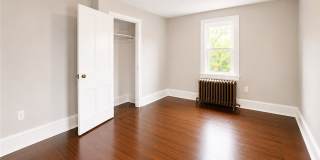 224 S Pacific Ave Gallery 28
