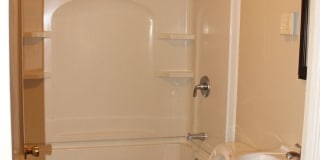 PRELEASING for AUGUST! Walk to Ball State! Spacious 4BR with Fenced Yard & Garage Gallery 12