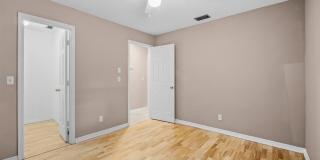 687 NE Maranta Gallery 22