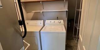 Updated condo at Cobblestone, closet to Campus! Gallery 18