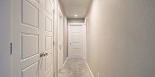 Fully Furnished Condo!!  3 bedroom 2.5 bath minutes from the U of A!!!! Gallery 17