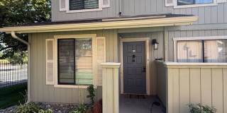 Spacious townhouse in gated community of Sparks. Gallery 1