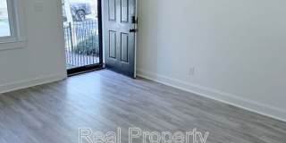 1447 Holbrook St NE Gallery 6