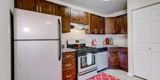 Peninsula Grove Apartments at Town Center Gallery 11