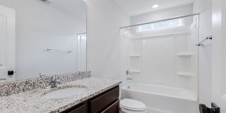 Spacious 3BR End Unit with Modern Finishes Gallery 27