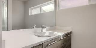 3 Bedroom townhome in Lakewood Gallery 23