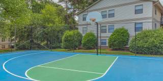 Edgewater Village Apartments Gallery 25