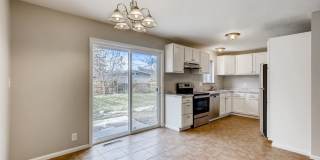Recently Remodeled 4 bedroom, 2 bath Ranch Style Boulder House Gallery 8