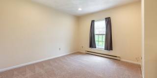 Spacious ranch close to campus Gallery 44