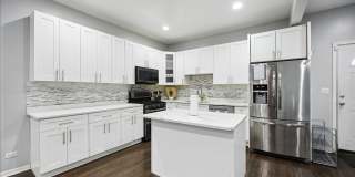 352 N Avers Avenue Gallery 5