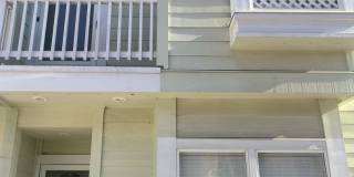 Charming 2 Bedroom-1.5 bath Home Available Now! Gallery 1