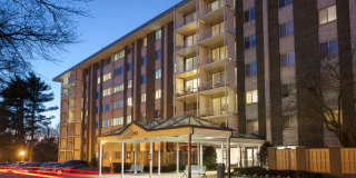 Congressional Towers Gallery 1