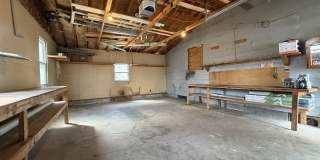 1037 Chipperfield Drive Gallery 40