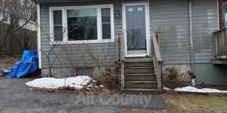 26 Tiverton Ave Gallery 1