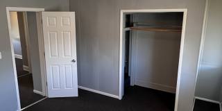 1507 Sycamore St Gallery 3