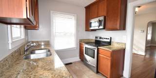 Coming Soon~3 Bedroom and 2 Bath Home- Bonus Room (Pets Considered) Gallery 10