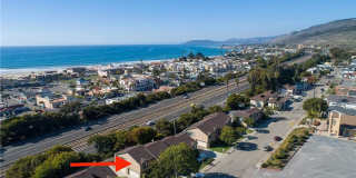 Remodeled, Upstairs 2BD / 1BA Condo Less Than 1/2 Mile From the Beach Gallery 26