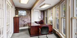 152 N MAIN Street Gallery 23