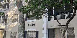 2880 N Oakland Forest Dr Gallery 1