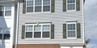 Light Filled 2 Bed 2 Bath Condo in Leesburg For Rent! Gallery 1