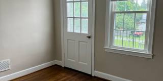 Beautifully Renovated 2 Bedroom, 1 Bath Duplex in Southwest Roanoke City Beautifully Renovated 2 Bedroom, 1 Bath Duplex in Southwest Roanoke City Gallery 18