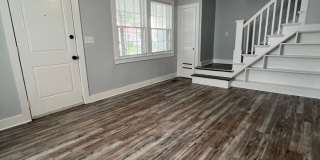 911 Bryan Street Gallery 1