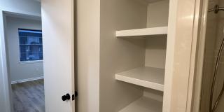 408 SE First Street Gallery 23