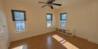 1105 Queen Street Gallery 6