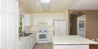 91-1200 Kaiopua St. Gallery 17