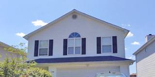 Lovely Single Family House! All Electric, Garage, Deck, Privacy Fenced Backyard, Pets Ok! Gallery 1