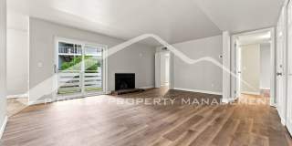 Spacious Condo with Central AC and Washer/Dryer Gallery 5