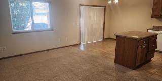 Three bedroom two bathroom Town home Gallery 11